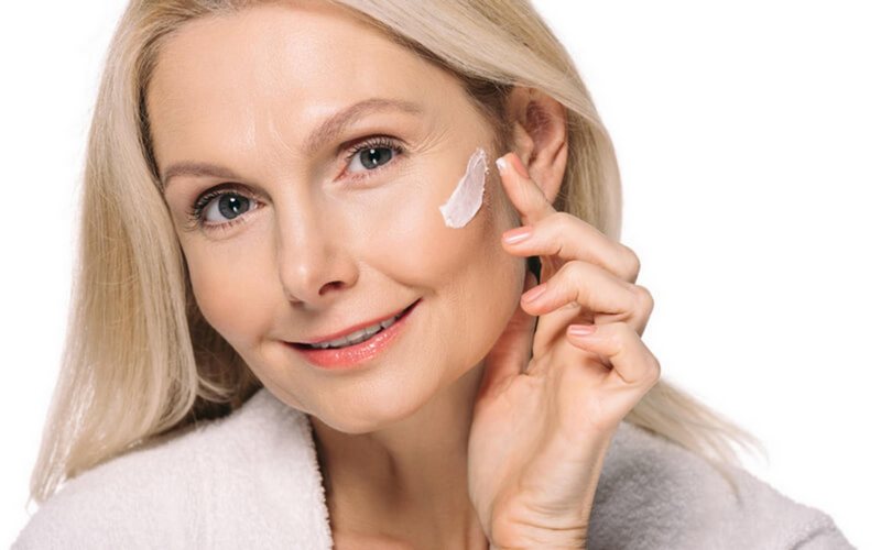 Natural skincare remedies for women over 40